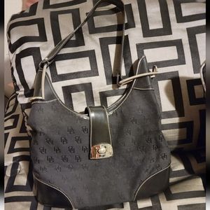 Dooney & Bourke purse